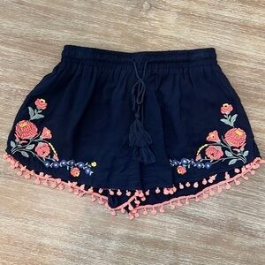 Nellis Embroidered Pom Pom Shorts - Sz Med